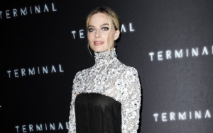 Margot Robbie Tapped to Produce 'Firefighters'