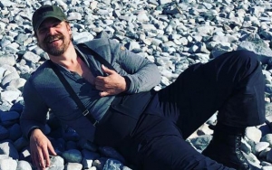 David Harbour Eats Cheese Burgers to Cope With Bipolar Disorder