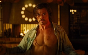 Chris Hemsworth Is a Shirtless Cult Leader in First 'Bad Times at the El Royale' Trailer