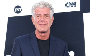 Chrissy Teigen and Other Celebrities Mourning Death of Anthony Bourdain