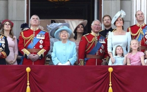 Report: Queen Elizabeth II Made Prince Harry and Meghan Markle Sign $500 Mil Prenup
