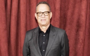 Tom Hanks Ad Libs at 'Henry IV' Play After Audience Member Collapses