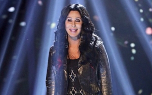 Cher Opts to Eat Cow's Tongue Rather Than Complimenting Donald Trump