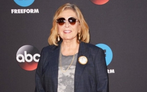 Roseanne Barr Tearfully Apologizes for Racist Tweet in New Interview