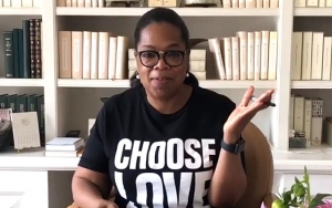 Oprah Winfrey Makes Voice Cameo on 'The Handmaid's Tale'