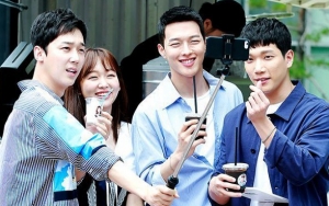Pics: Jang Ki Yong and 'Come and Hug Me' Co-Stars Give Coffee to Fans at Special Event