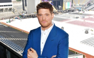 Michael Buble Tears Up at First Show Since Son's Cancer Battle