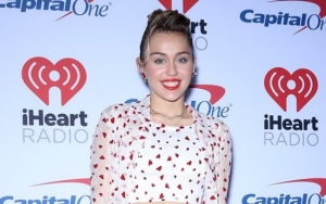 This Is Why Miley Cyrus Deleted Her Instagram Photos