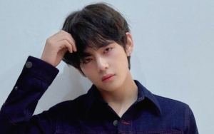 bts v mourns his grandfather s death bandmates stand by his side