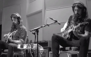 Dave Grohl Announces 23-Minute Song 'Play'