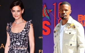Pic: Katie Holmes and Jamie Foxx Get Playful, Show PDA on Beach Date