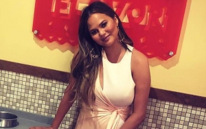 Chrissy Teigen Looks Unrecognizable in Hilarious Double Chin Selfie