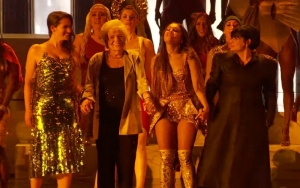 MTV Video Music Awards 2018: Ariana Grande Brings Mother and Grandmother Onstage
