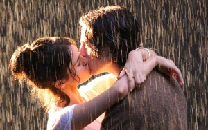 Selena Gomez's 'Rainy Day' Shelved Amid Woody Allen Sexual Assault Allegations