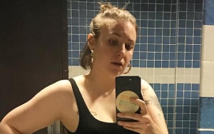 Lena Dunham Sprawling Naked in New Instagram Pic