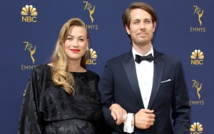 Emmys 2018: Yvonne Strahovski Slips Out Baby Gender on Red Carpet
