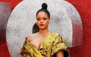  Rihanna Pleads for Support to Promote Better Education