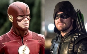 Grant Gustin and Stephen Amell Switching Costumes in New 'Elseworlds' Set Photos
