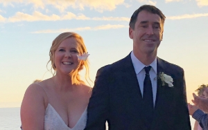 Amy Schumer Brings to Light Pregnancy in a Covert Way