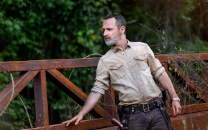 Andrew Lincoln Bids Goodbye to 'TWD': Keep Calm and Carry a Red Machete