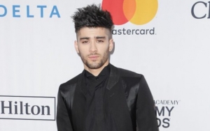 Zayn Malik Accuses Record Label of Holding Him Back 