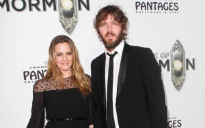 Alicia Silverstone Requests for Mediator to Help With Divorce Settlement