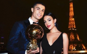 Christiano Ronaldo's Girlfriend Already on Wedding Dress Hunt?