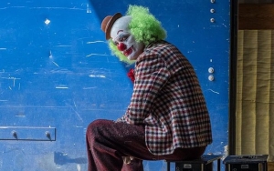 Joaquin Phoenix's Joker Runs for Life in Full Makeup on New York City Set