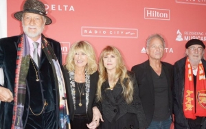Lindsey Buckingham Happy Enough With Settlement for Lawsuit Against Fleetwood Mac