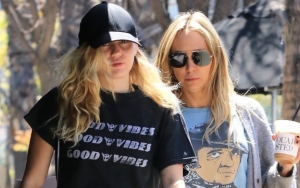 Miley Cyrus Describes Her Mother as 'Big Stoner'