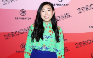 Awkwafina Credits Mother's Early Death for Her Comedic Sensibility