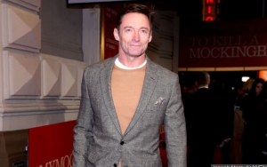 Hugh Jackman Hooks Up With Harlem Globetrotters for a Basketball Session