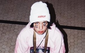 Lil Xan Cuddles Up to Girlfriend While Enjoying Spa in New Instagram Pic