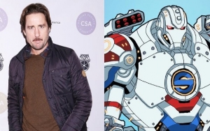 Luke Wilson Joins DC Universe as Stargirl's Stepfather Pat Dugan 