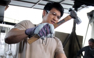 Pics: Harry Shum Jr. Turns Into Craftsman Before 2019 SAG Awards