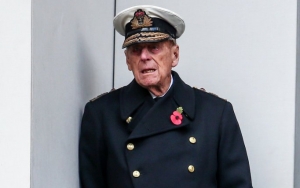 Prince Philip Warned by Police After Spotted Driving Without Seatbelt After Car Crash