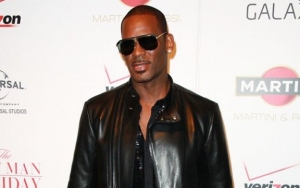 R. Kelly Appears to Cancel International Tour Following Backlash