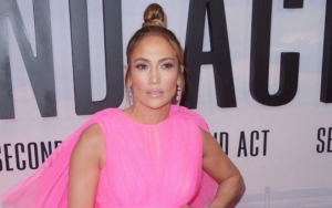 Jennifer Lopez to Commemorate 50th Birthday With Summer Tour