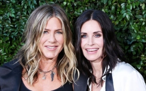 Jennifer Aniston and Courteney Cox's Private Jet Makes Emergency Landing - What Happened?