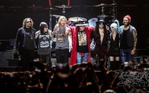 Slash Opens Up About Guns N' Roses Being in Talks for New Album