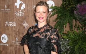 Amy Smart and More Round Out DC Universe's 'Stargirl' Cast