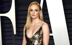 Sophie Turner Sends Fellow Stars Into Frenzy With Wine Chugging Video