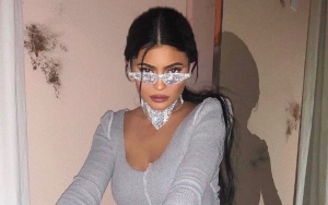Kylie Jenner Gets $100 Bills Manicured on Her Nails