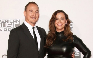 Alanis Morissette Pregnant With Third Child at 44