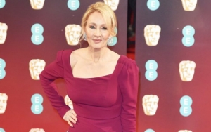 J.K. Rowling's Ex-Assistant Ordered to Pay Back Nearly $25K in Credit Card Fraud Case