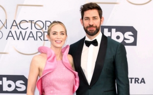 Emily Blunt Suspiciously Hides Her Belly on Date With John Krasinski - Pregnant With Baby No. 3?