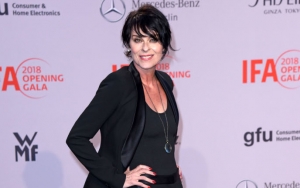 Lisa Stansfield Voices Annoyance for Constantly Being Groped by Fans