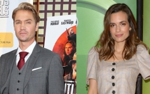 Chad Michael Murray to Reunite With Torrey DeVitto in 'Five Cards for Christmas'