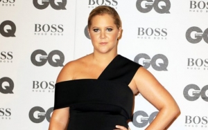 Amy Schumer's Outfit of the Day Includes Breast Pump - See Her Honest Pic