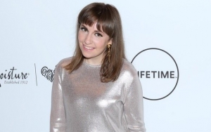 Lena Dunham Strips Naked on Instagram Post for Good Cause